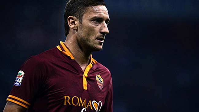 Francesco Totti efsanesi sürüyor!
