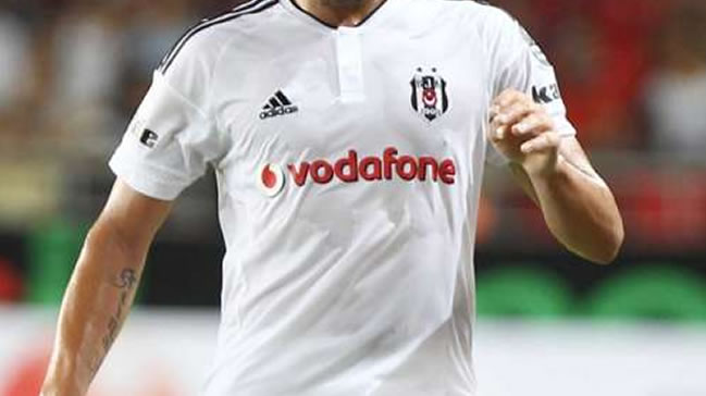 Beşiktaş'ta bir yolcu daha!