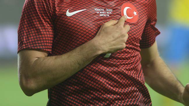 Milli yıldıza Dortmund kancası!