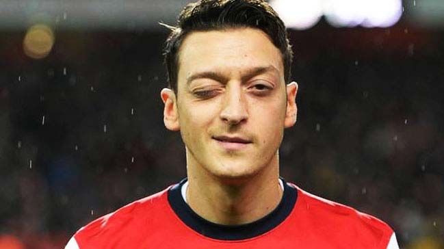 Mesut Özil rekor kırdı!