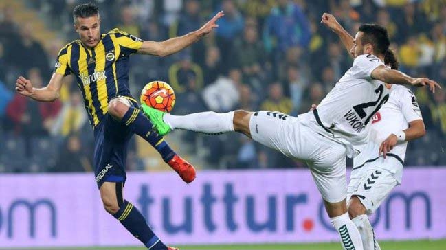 Fenerbahçe-Torku Konyaspor maçının saati değişti!