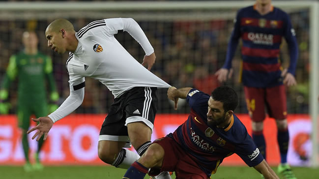 Fenerbahçe Feghouli'nin menajerini getirdi!