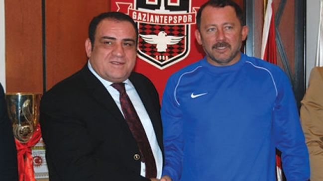 Gaziantepspor Sergen Yalçın'ı resmen açıkladı