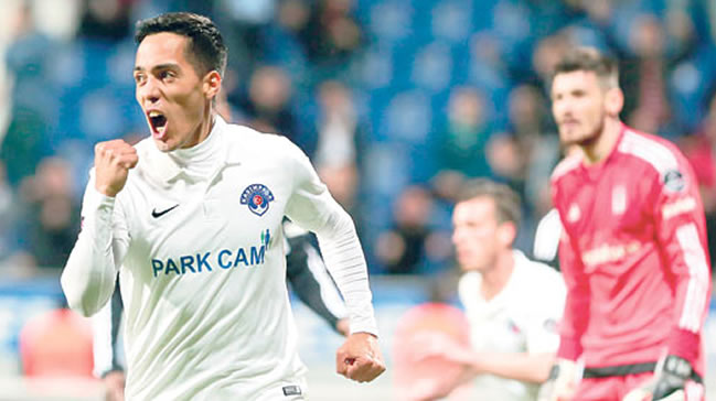 Ezequiel Scarione atağı!