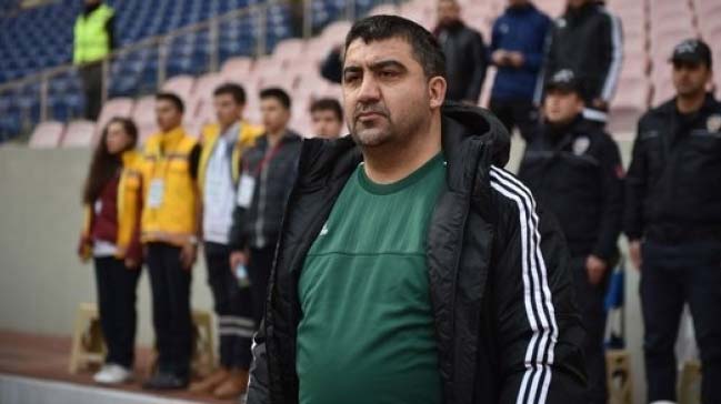 Mersin, Ümit Özat'ı resmen açıkladı!