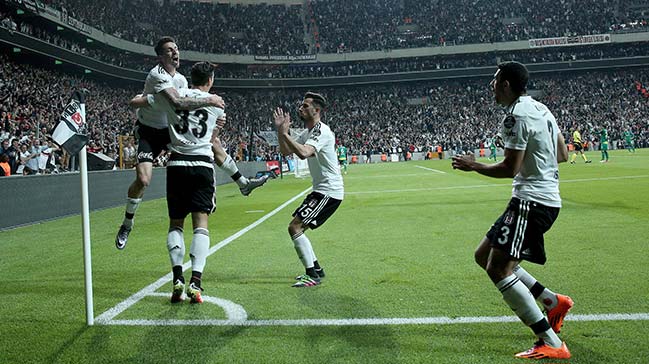 Leicester başardı, sıra Beşiktaş'ta!