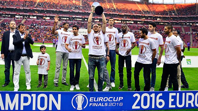 Eurocup şampiyonu Galatasaray, Arena'da