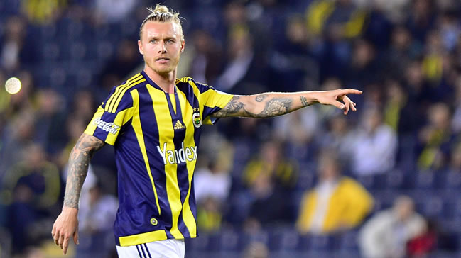 Kjaer soyunma odasında çıldırdı!
