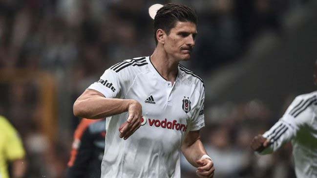 Mario Gomez'den ayrılık açıklaması