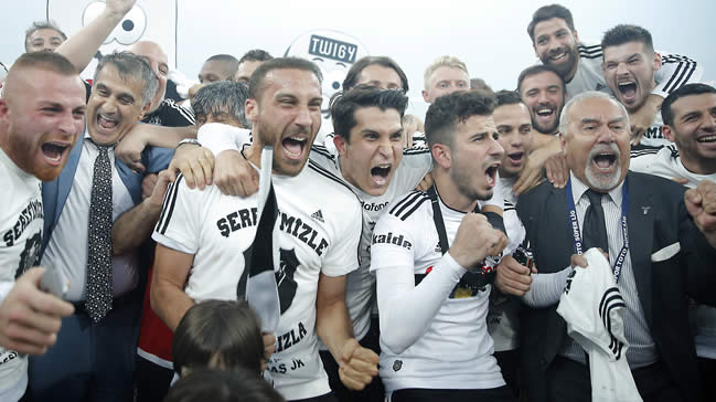 Şampiyonlukta ilginç detay! Üç sene üst üste...