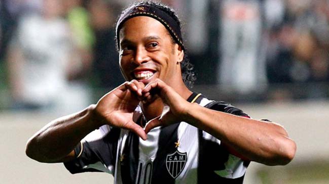Süper Lig'de Ronaldinho bombası! Anlaşma sağlandı!