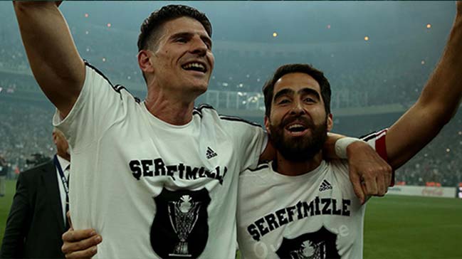Mario Gomez'den Beşiktaş'a müjde!