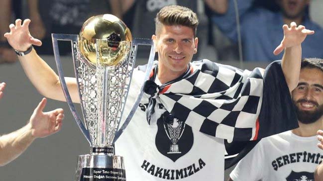 Fiorentina Başkanı'ndan Mario Gomez açıklaması