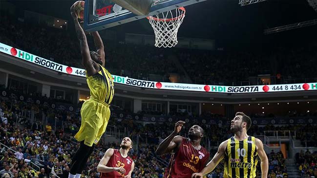 Basketbolda derbi heyecanı