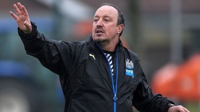 Benitez ikinci ligde devam edecek