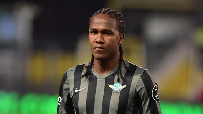 Galatasaray'a Rodallega şoku