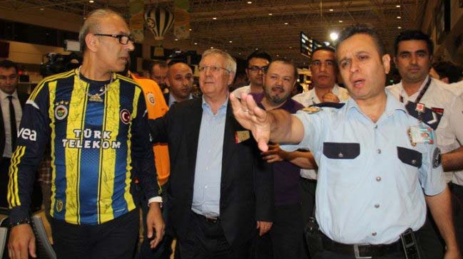 Aziz Yıldırım'a bir şok daha!