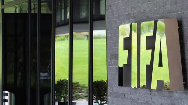 FIFA'ya polis baskını