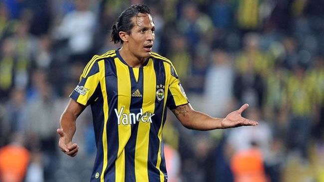 Bruno Alves üç yıllık imzayı atıyor
