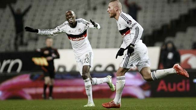 West Ham'dan Gökhan ve Atiba atağı!