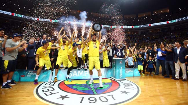 VE ŞAMPİYON FENERBAHÇE!