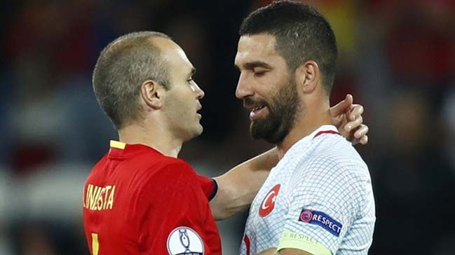 Arda Turan'a teselli Barcelonalılar'dan
