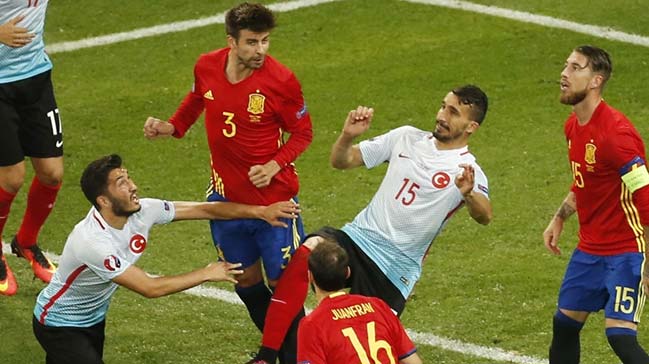 Nuri Şahin'den Arda Turan isyanı