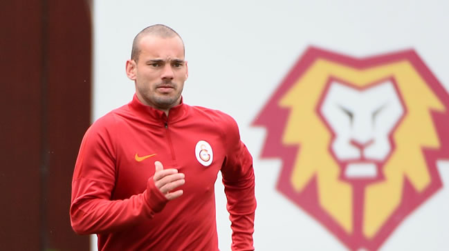 Sneijder'da kader günü