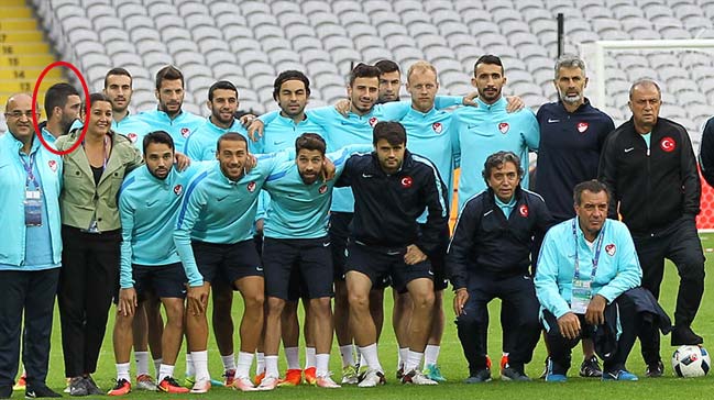 Milli takım idmanında ilginç detay! Arda Turan…