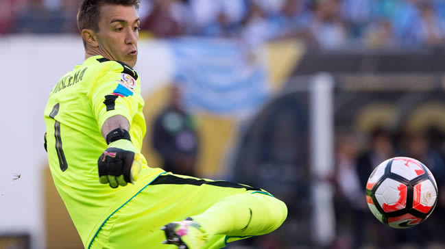Muslera kendisine takım buldu!