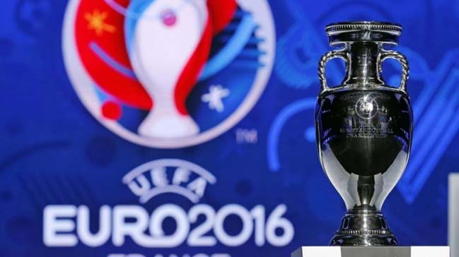 EURO2016'da tur atlayan 12 takım, ilk eşleşme!