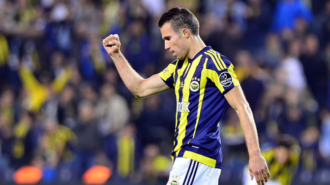 Yılın transfer bombası Van Persie'den