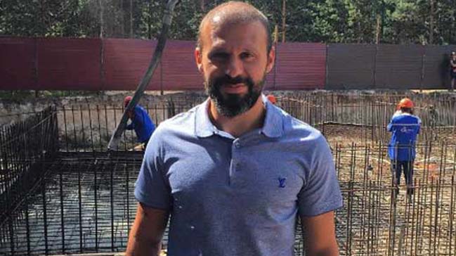 Gökdeniz Karadeniz Rusya’da cami yaptırıyor