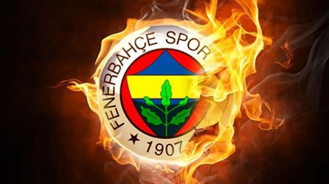 Yıldız oyuncu resmen F.Bahçe'de! İmzayı attı!