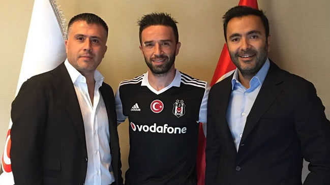 Gökhan Gönül resmen Beşiktaş'ta