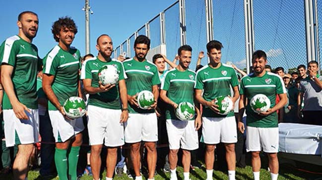 Bursaspor’da imza şov