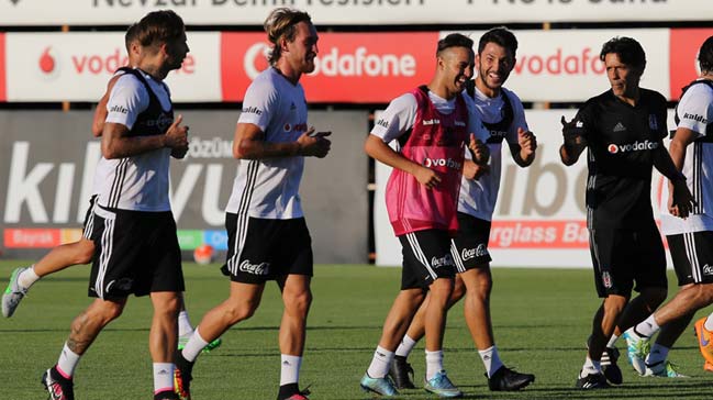 Jose Sosa yine idmana katılmadı