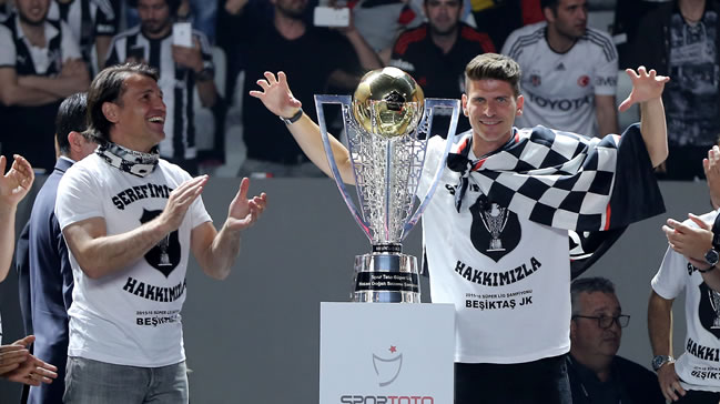 Beşiktaş'tan Mario Gomez paylaşımı