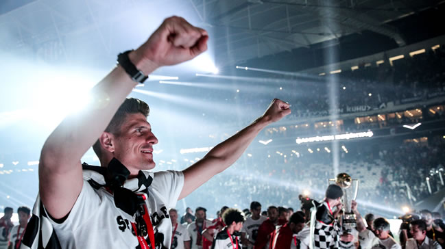 Mario Gomez transferinde flaş gelişme!