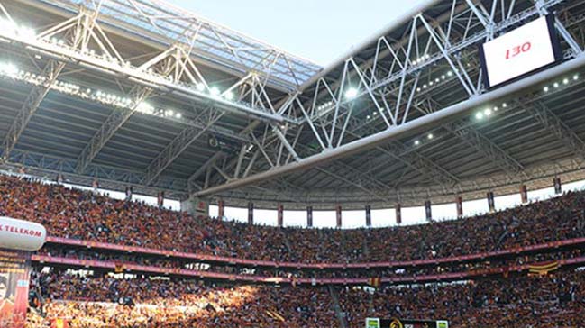 Galatasaray'da kombine fiyatları belli oldu!