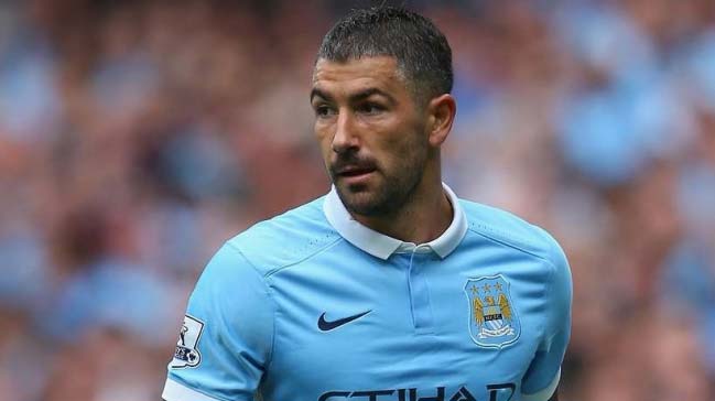 Kolarov gelecek dertler bitecek