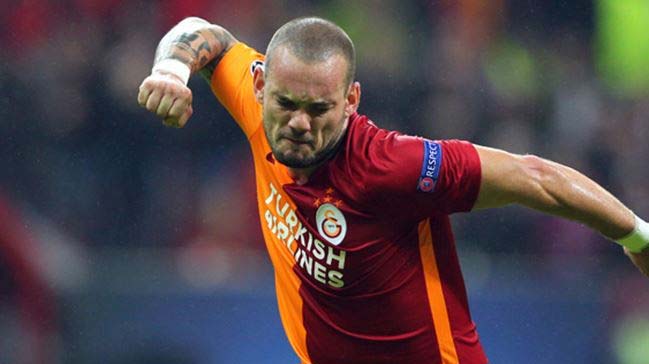 Galatasaray'da Sneijder için düğmeye basıldı