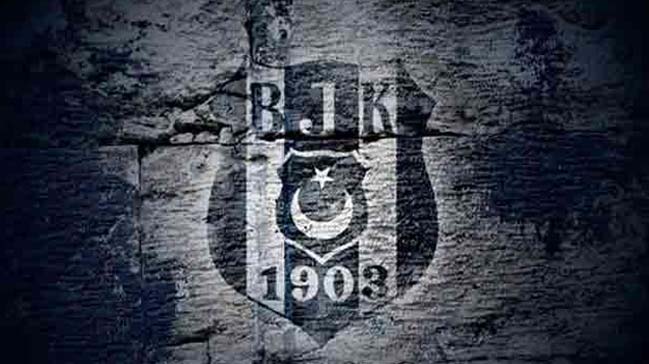 Beşiktaş'ta istifa depremi!