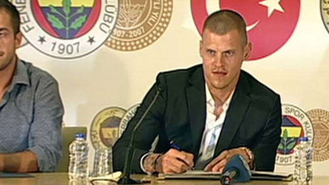 Skrtel resmen Fenerbahçe'de