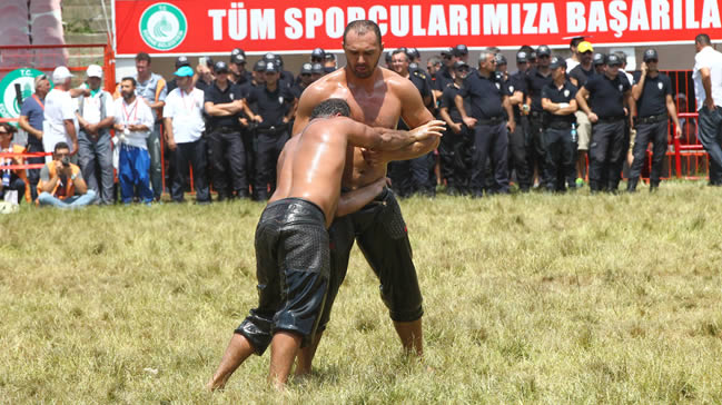 655. Tarihi Kırkpınar'da yarı finale gelindi