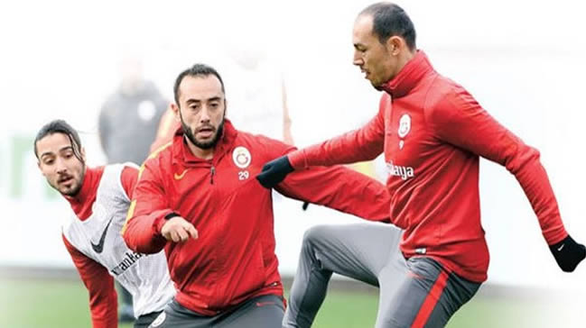 Galatasaray'da kriz büyüyor