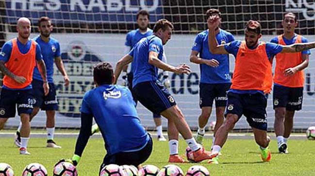 Fenerbahçe, Monaco maçı hazırlıklarına başladı