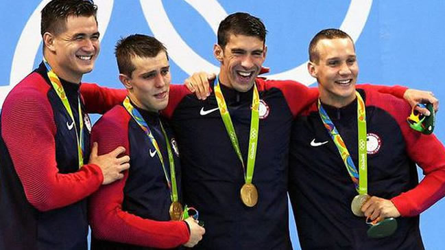 Michael Phelps 19. olimpiyat altınını kazandı