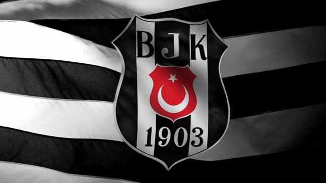 Yıldız futbolcu geri dönüyor!