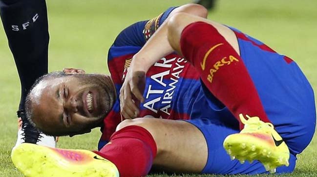 Barcelona'da çifte şok!